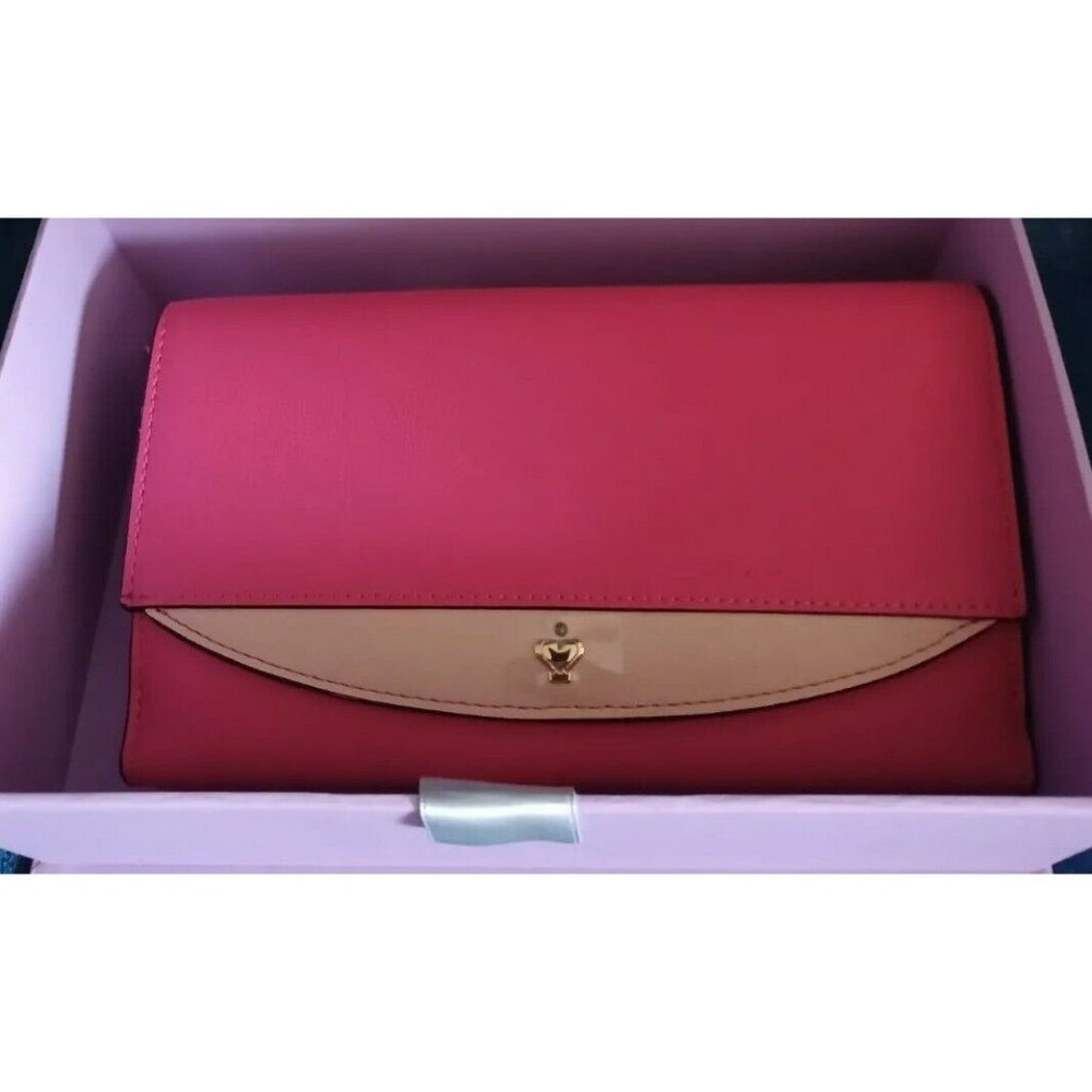 NEW IN BOX Femme de Cupcakes Pink Clutch Purse Wallet in Box Womans Designer